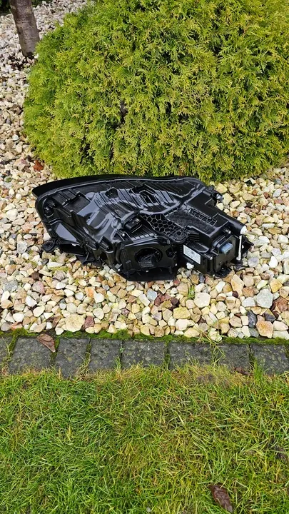 VW Touareg 3 Lâmpada Full LED Matrix Esquerda 761941113A image 7