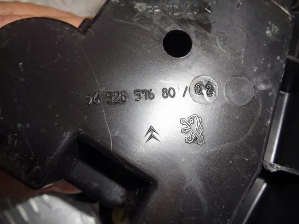 FAP-säiliön kotelo OEM 9652851680 Peugeot 308:lle image 6