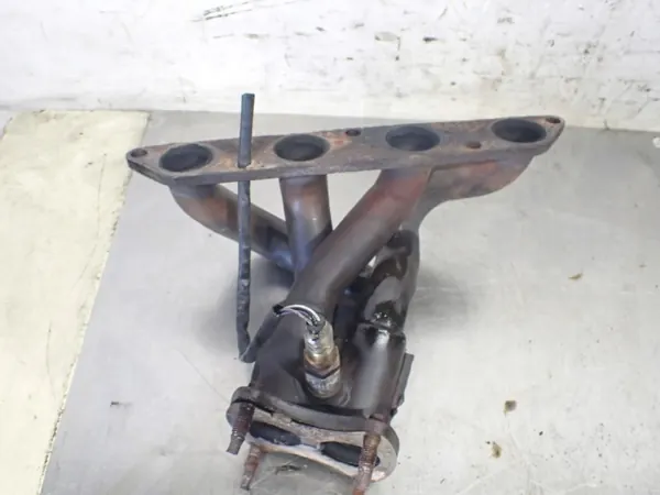 Colector de Escape Land Rover OEM 000 - Usado image 3