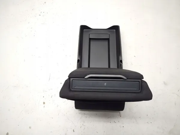 Accoudoir arrière OEM 3AE885205E avec porte-gobelets image 4