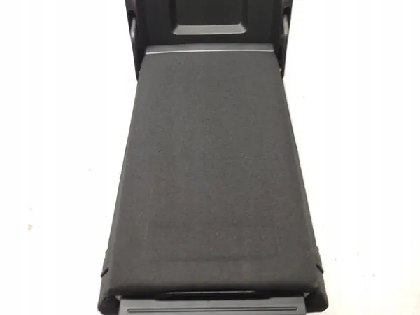 Accoudoir arrière OEM 3AE885205E avec porte-gobelets image 6