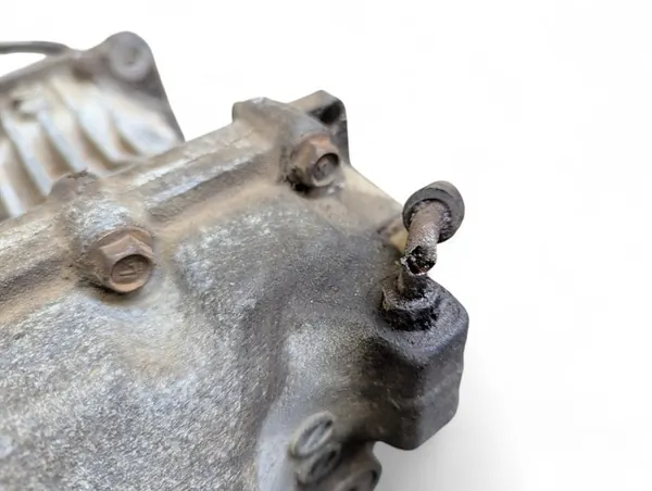 Takadifferentiali Nissan X-Trail T30 2006 38300-8H500 image 7