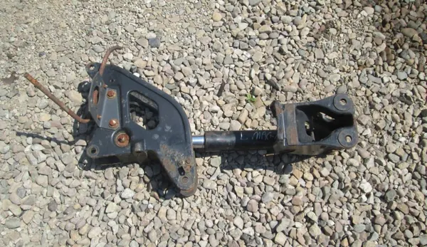 OEM 5600200729 Ohjaamon Kaatosylinteri Vasen/Oikea Renault Magnum image 2