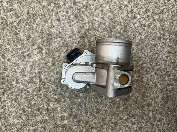 Drosselklappe Suzuki Grand Vitara 2 II 1.9 DDiS Valeo image 5