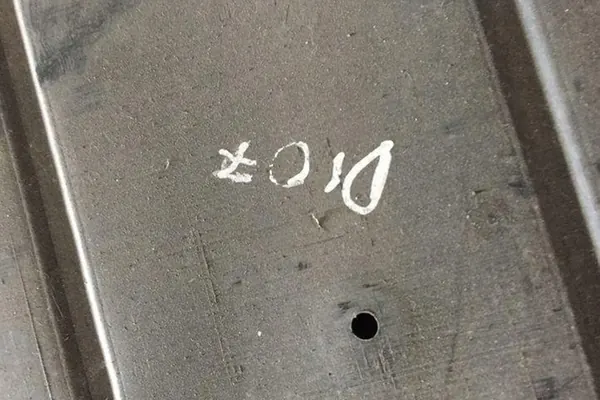 Moottorin suojus VW POLO 1.6L 2006 image 3