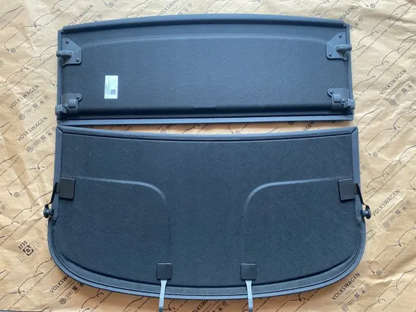 Audi A7 achterbakplank OEM 4G8867771 Zwart Compleet image 6