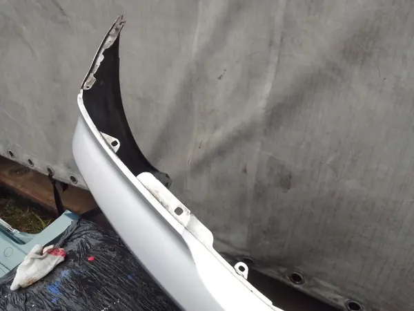 KIA SORENTO I Paraurti Anteriore Alogeno image 9