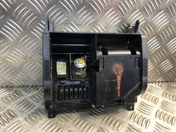 Askkopp Mercedes-Benz E W210 OEM MDY20982 - Begagnad image 4
