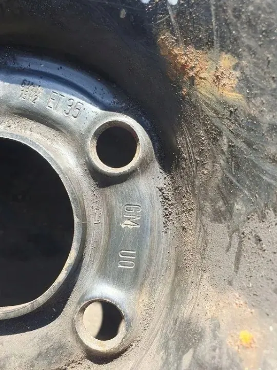 Vara­rengas OEM 18565R15 Opel Amperalle 2005 image 8