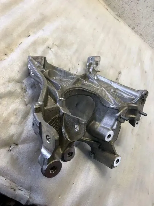 Soporte compresor aire acondicionado OEM 9W0399296E image 3