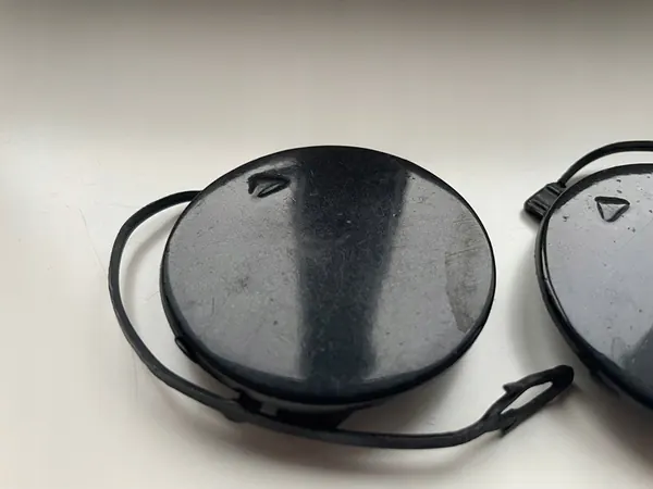 BMW X5 E70 Tappi Gancio Anteriore OEM 51117159589 51117159590 image 4