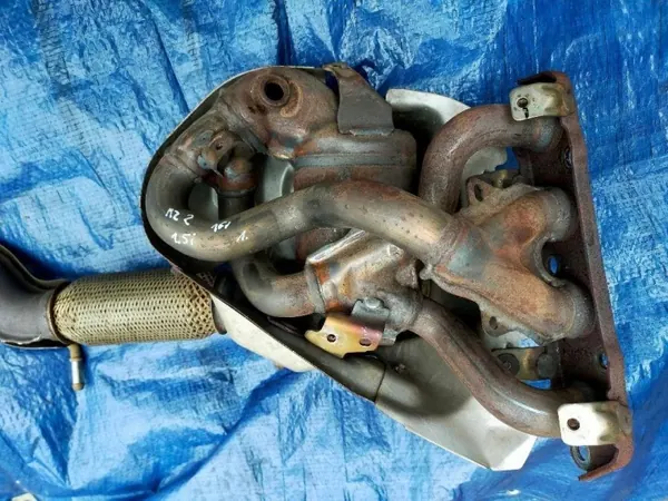 Mazda 2 DJ 1.5 Bensiini Pakoputken Keräin OEM 310126173915 image 3