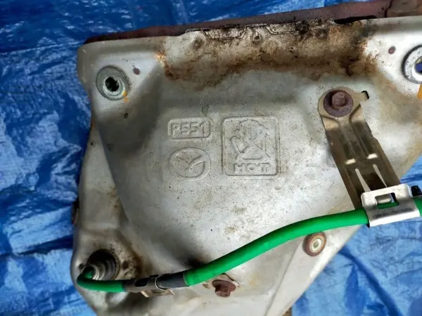Mazda 2 DJ 1.5 Bensiini Pakoputken Keräin OEM 310126173915 image 5