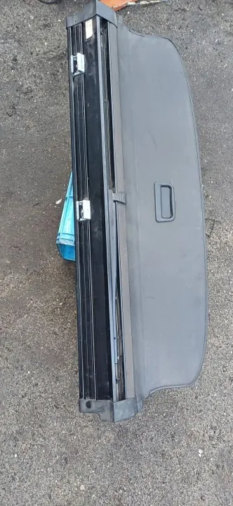 Audi A4 B6 Farmari Tavaratilan sälekaihdin OEM 8E98635534 image 3