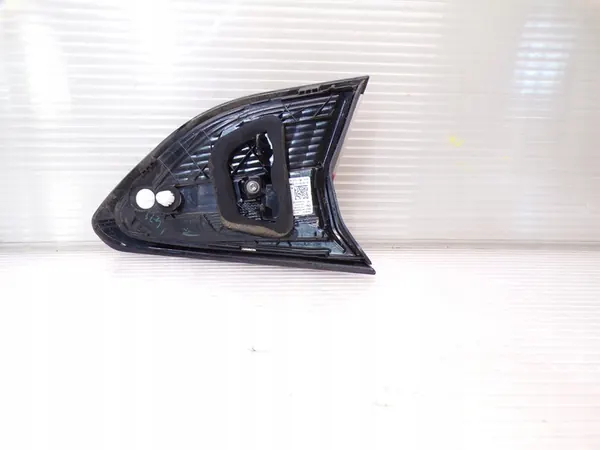 Lámpara trasera derecha Opel Corsa F 90194155 image 3