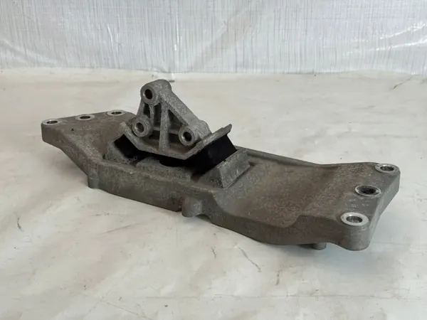 Support boîte vitesses OEM 21832-D2450 Kia Stinger 2.0 image 3