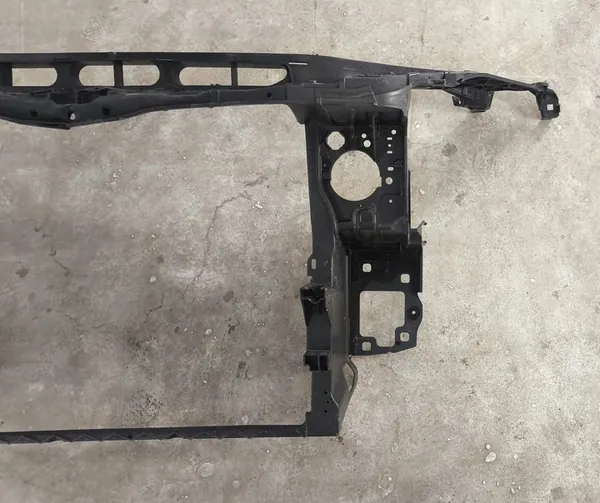 Parachoque dianteiro Mercedes-Benz OE A1666205901 image 5