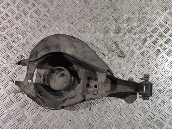 Lexus RX 450H 2017 Braccio di Controllo Posteriore image 3