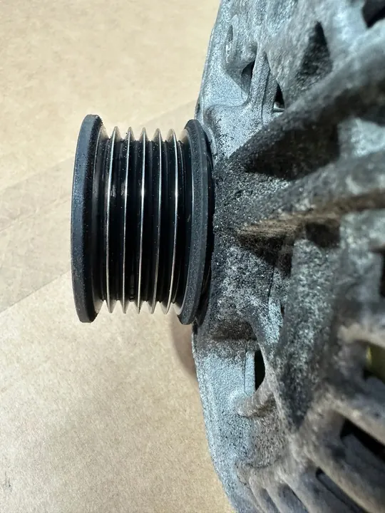 Vaihtovirtageneraattori Mercedes SL R230, SL350, SL500 LRA02294 image 2