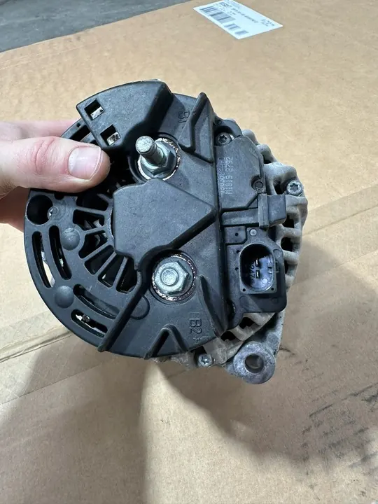 Vaihtovirtageneraattori Mercedes SL R230, SL350, SL500 LRA02294 image 8