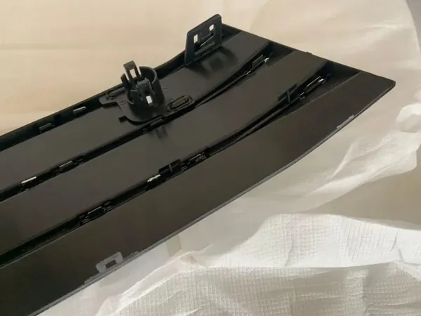 Support plaque immatriculation Audi A7 Sportback OEM 4G8807287L image 3