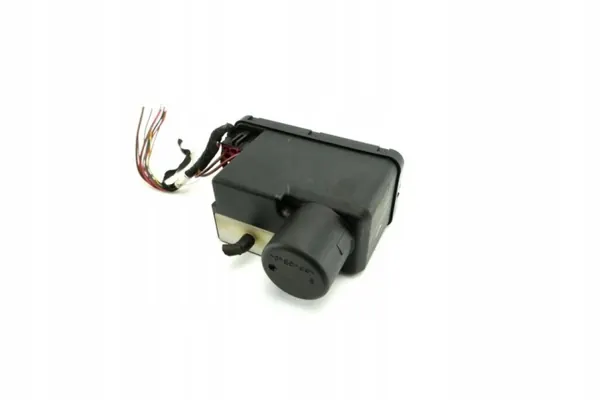 Centrale vergrendelpomp OEM 4A0862257C voor Audi 80 B4 image 2