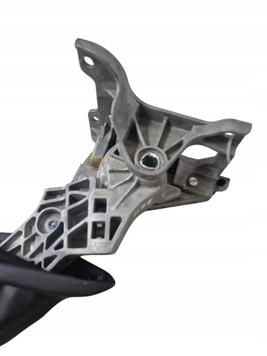 Handbrake Mechanism VOLVO V40 CROSS COUNTRY 1.6L BNMC21120 image 5