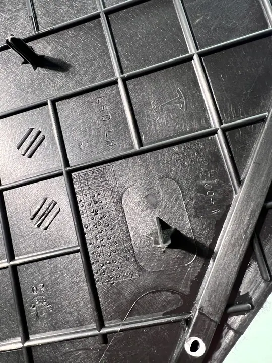 Tesla Model S Nedre Konsolskydd image 3
