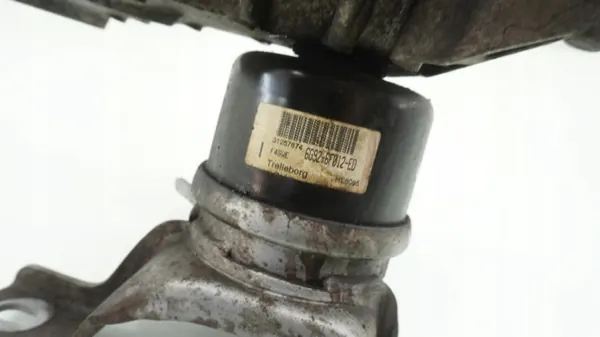 Volvo moottorin kiinnike OEM 31257674 V70 III 3.0 T6 image 7