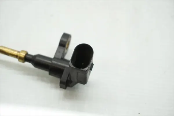 Capteur Température Liquide Audi A3 OEM 04E919501B image 3
