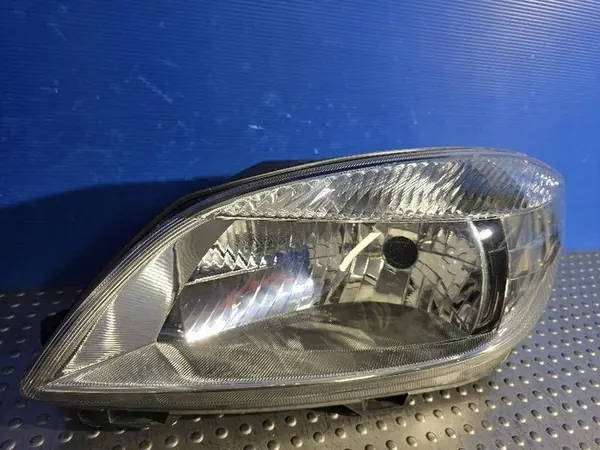 Farol dianteiro esquerdo Skoda Fabia Mk2 (5J) 10-15 5J1941015C image 3