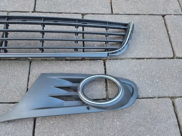 Set griglie paraurti anteriore VW Golf VI 08-2012 image 3