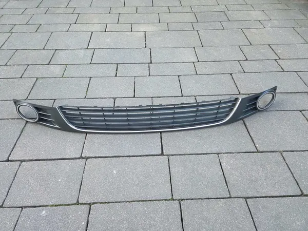 Set griglie paraurti anteriore VW Golf VI 08-2012 image 4