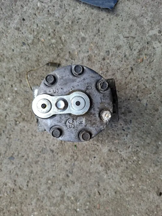 Compresseur de Climatisation Renault Truck Sanden SD7H15 image 5