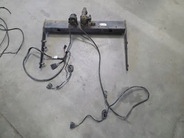 VW T5 T6 peräkärkivarsi OEM 7H0803881L Westfalia image 3