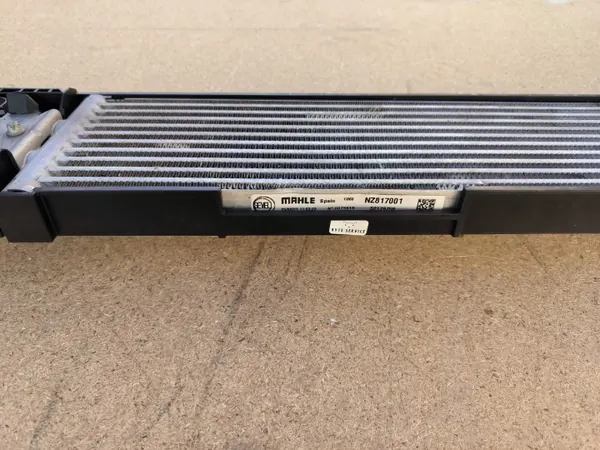 Refroidisseur de boîte OEM 52179758 pour Fiat Ducato 2.2 image 3