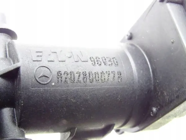 Mercedes Centrale Sluitklep OEM A2028000778 image 4
