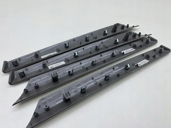 BMW X3 F25 Molduras Puertas OEM 7213072 Plata Satinada image 8