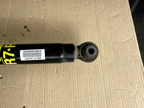 ABC Stötdämpare Bak W216 2006-2013 A2213208713 A2213208813 image 3