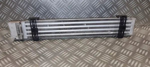 Vaihteiston öljynjäähdytin OEM 7560963 BMW 5-sarja image 4