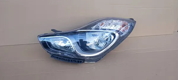 Faros delanteros izquierdo Hyundai IX20 Lift 15-18 OEM 92101-1KXXX image 2