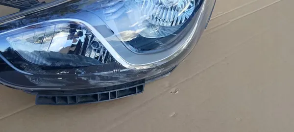 Faros delanteros izquierdo Hyundai IX20 Lift 15-18 OEM 92101-1KXXX image 7