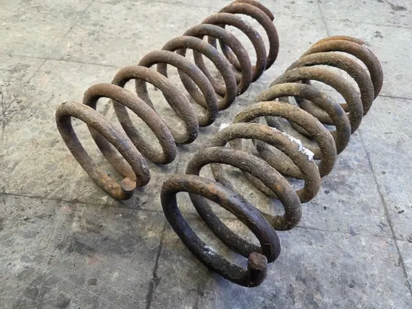 Etujousituksen Jouset OEM SPRĘŻYNY ZAWIESZENIA PRZÓD MERCEDES W123 image 4