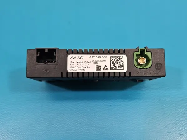Prise USB OEM 657035700 pour Skoda Kamiq image 4