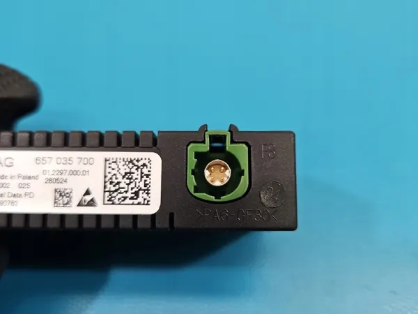 Prise USB OEM 657035700 pour Skoda Kamiq image 5