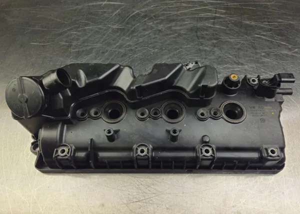 Audi Ventildeckel OEM 059103470CT - Gebraucht image 2