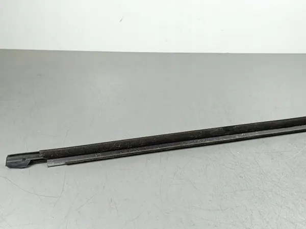 Joint de vitre Toyota GR 86 Coupé OEM FOB54609 image 9