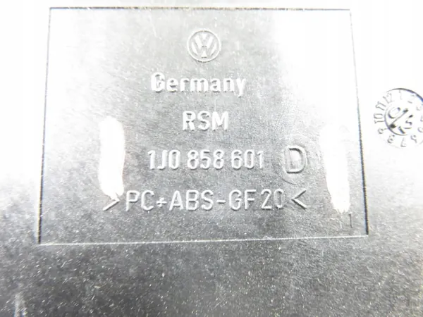 Porta-copos VW Golf IV OEM 1J0858601D - Usado image 4