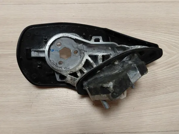 Suporte espelho direito Mazda MX-30 OEM - Usado image 4