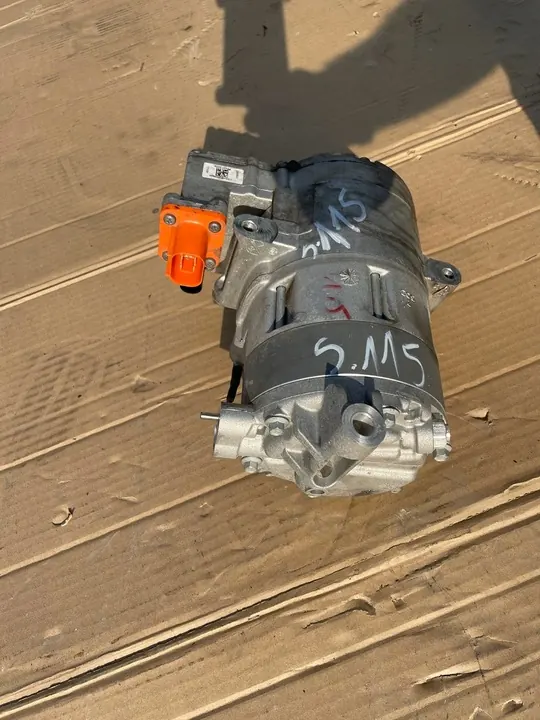 Compressore AC AUDI VW SKODA 1.4 E-TSI 5QE816803L image 5